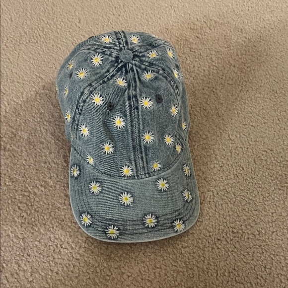 American Eagle Outfitters Accessories - American Eagle Outfitters Denim Baseball Cap with Daisy Floral Embroidery NWOT